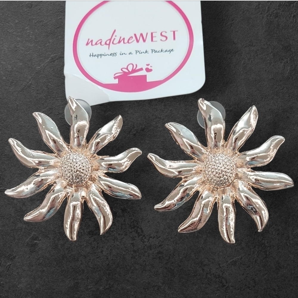 NWT Nadine West Gold Floral Earrings